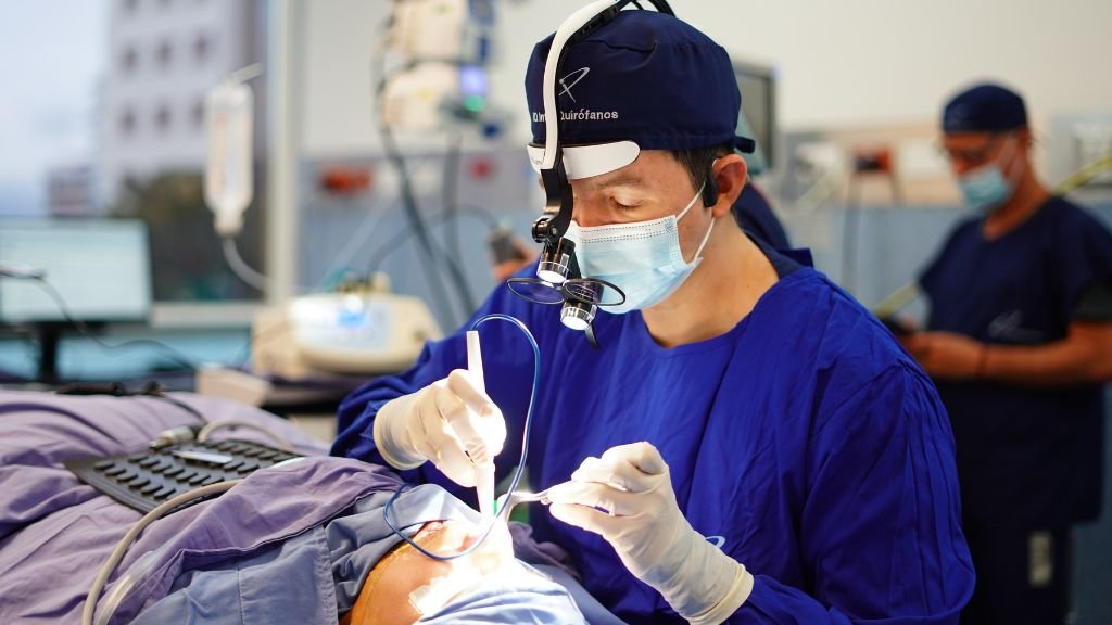 The Rhinoplasty Procedure with Dr. David Delgado