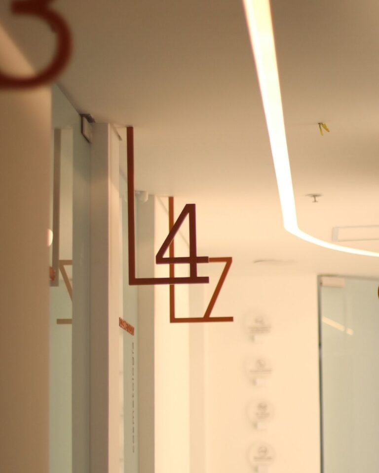 Plastic surgeon in Medellín in Oviedo Medical Tower - Dr. David Delgado 6