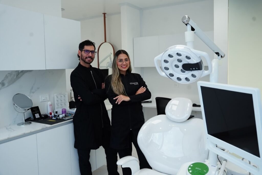 Teeth Whitening in Medellín- Be Dharma Dental- aesthetic dentistry