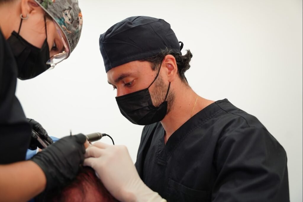 Hair Transplant for Facelift Scars in Medellin-Dharma Hair- Plastic Surgery Medellín