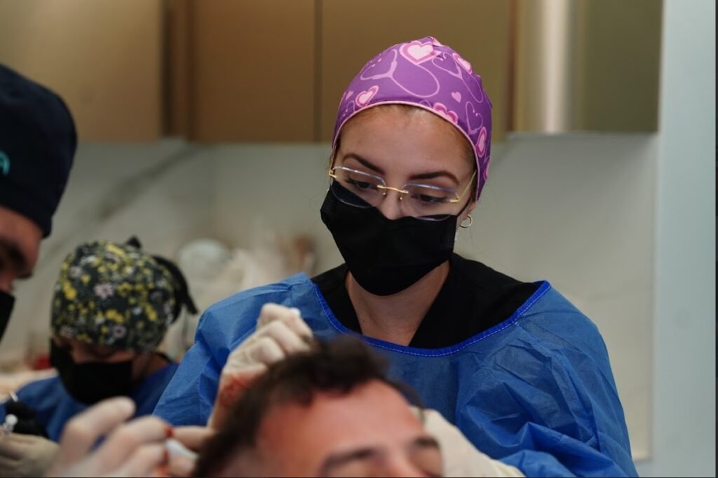 Hair Transplant for Facelift Scars in Medellin-Dharma Hair- Plastic Surgery Medellín